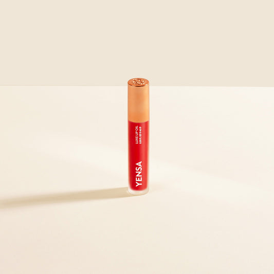 Luxe Lip Nourishing Oil with Hyaluronic + Vitamin E